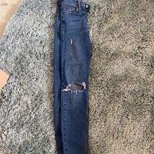 Hey I’m selling these topshop jeans!